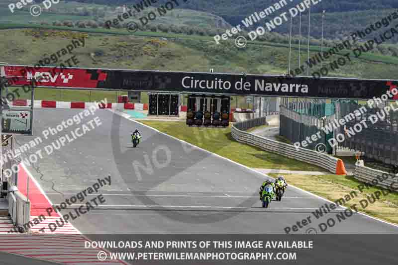 cadwell no limits trackday;cadwell park;cadwell park photographs;cadwell trackday photographs;enduro digital images;event digital images;eventdigitalimages;navarra;no limits trackdays;peter wileman photography;racing digital images;trackday digital images;trackday photos